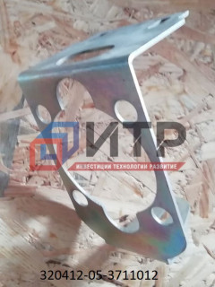 Кронштейн крепления фары БС 320412-05-3711012